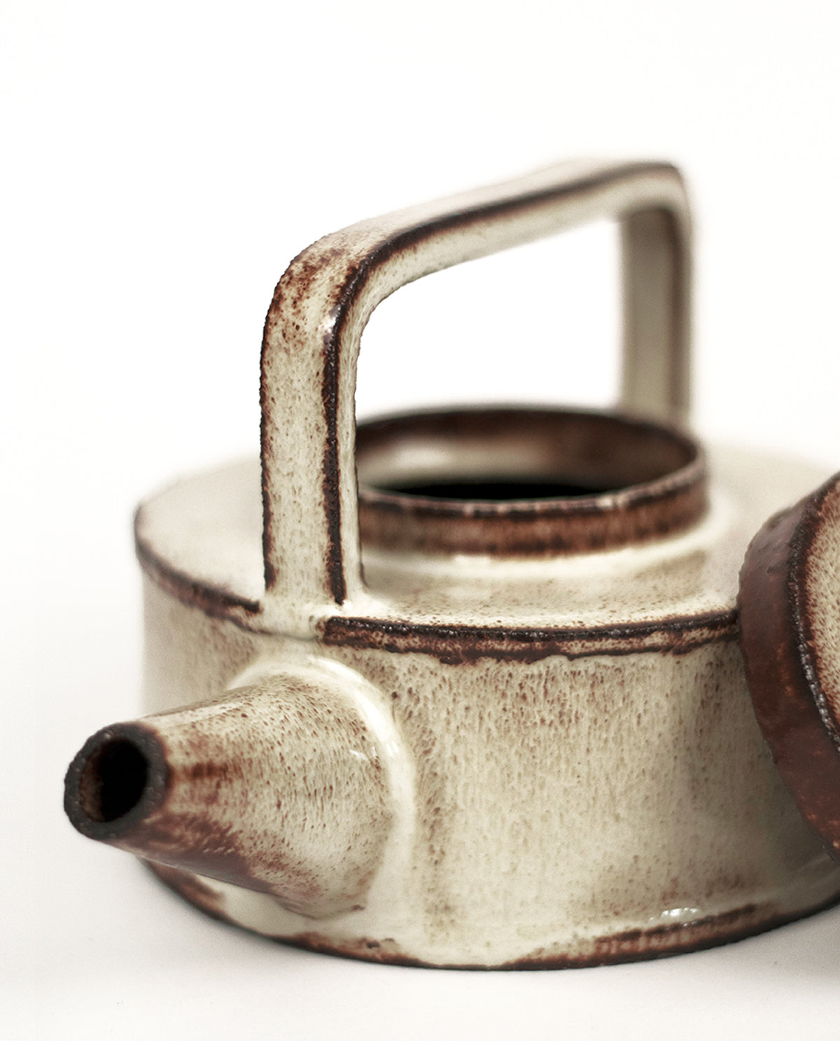 Ceramic Teapot Ini Ceramique