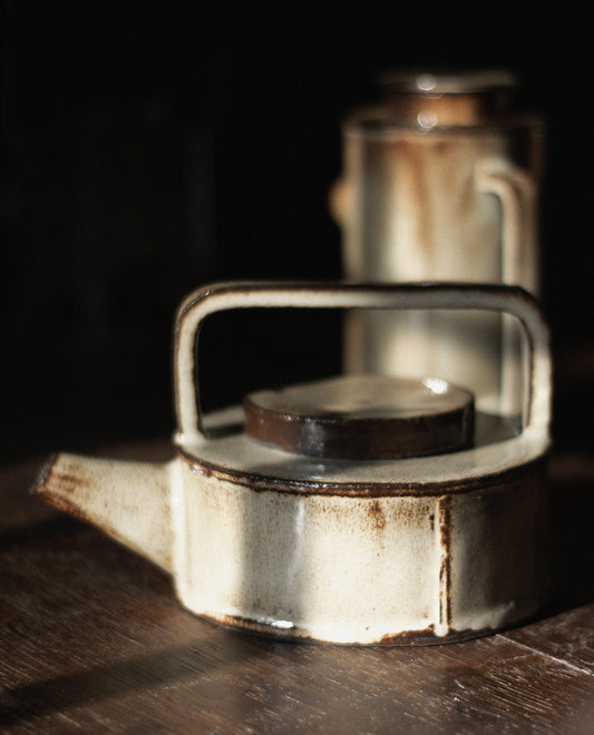 Ceramic Teapot Ini Ceramique