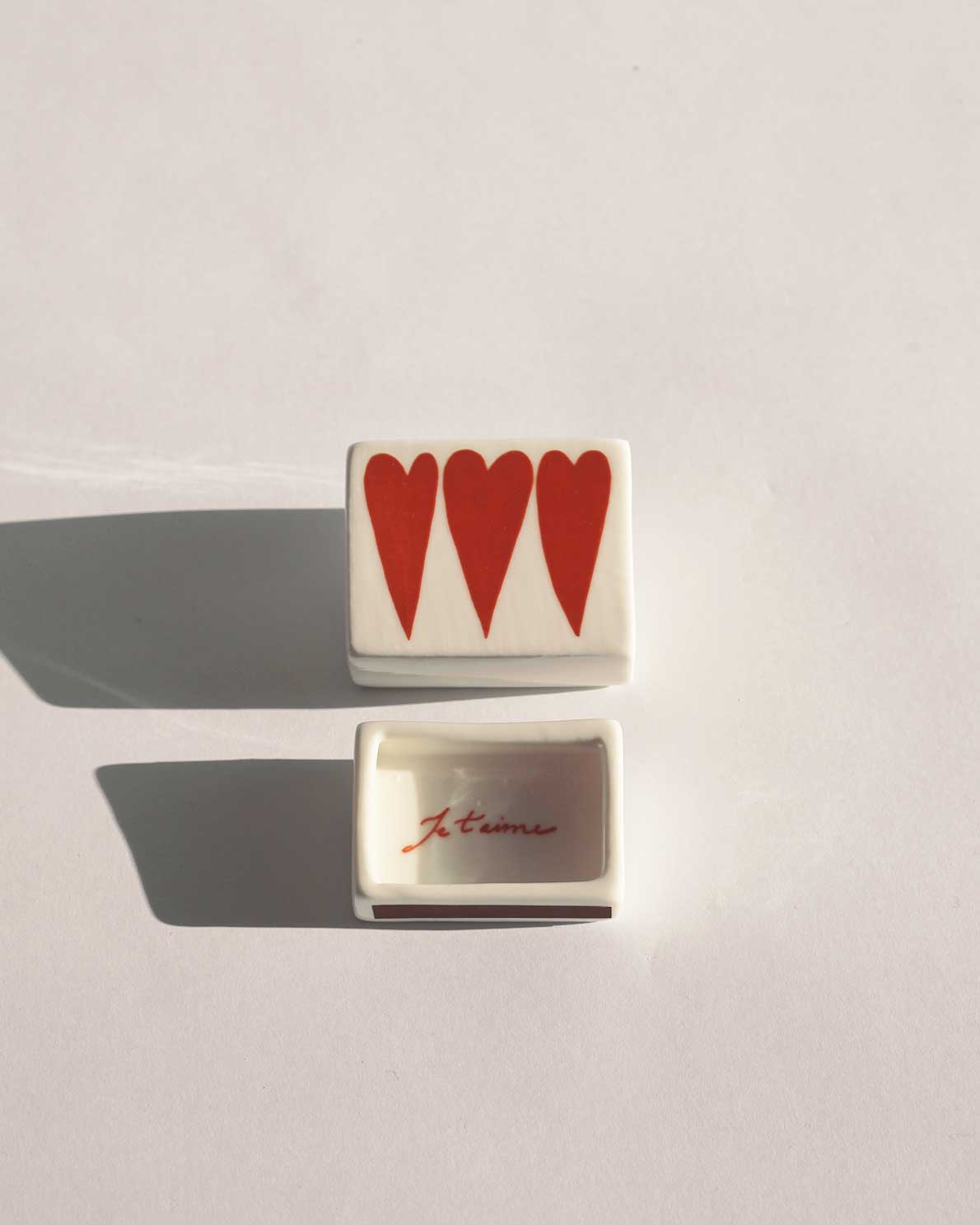 'Mini 3 Hearts’ Ceramic Matchbox