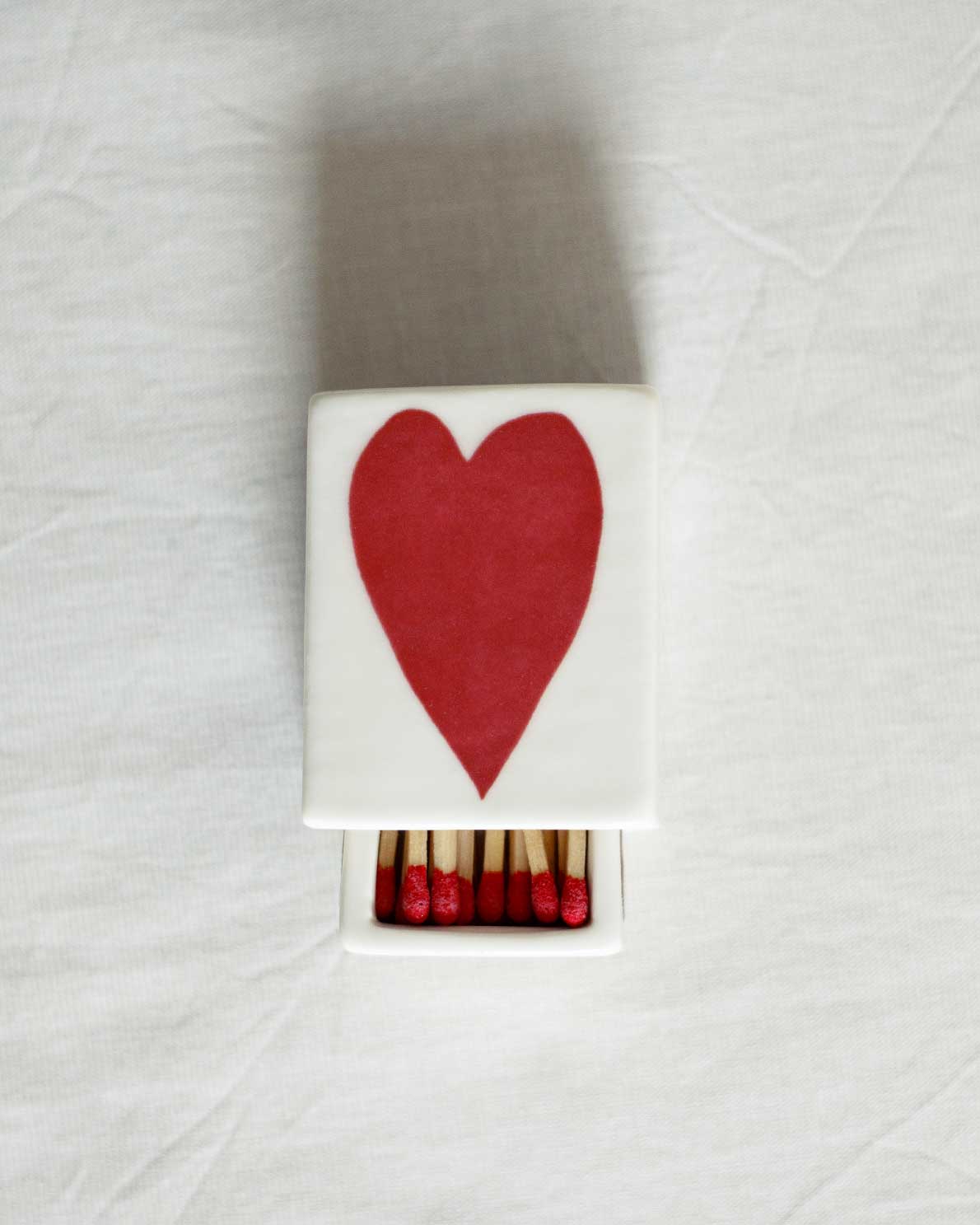 'Mini Big Heart’ Ceramic Matchbox