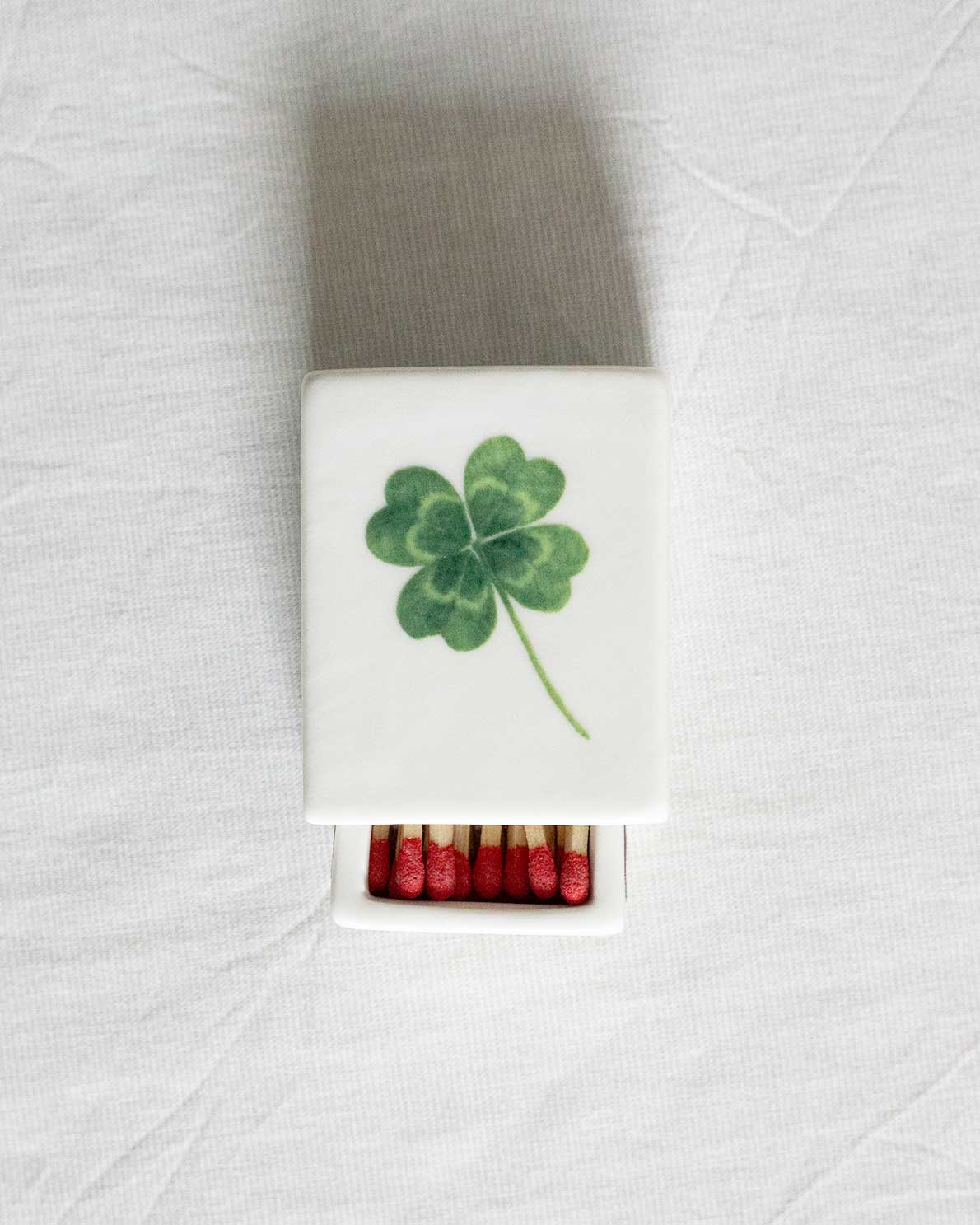 'Mini Clover’ Ceramic Matchbox