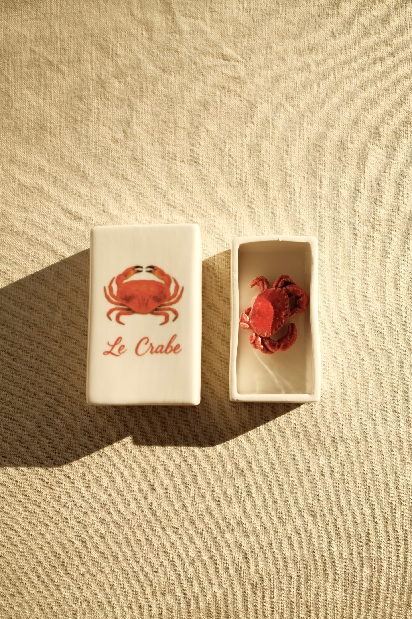 Ceramic matchbox with hand-drawn crab french illustration
