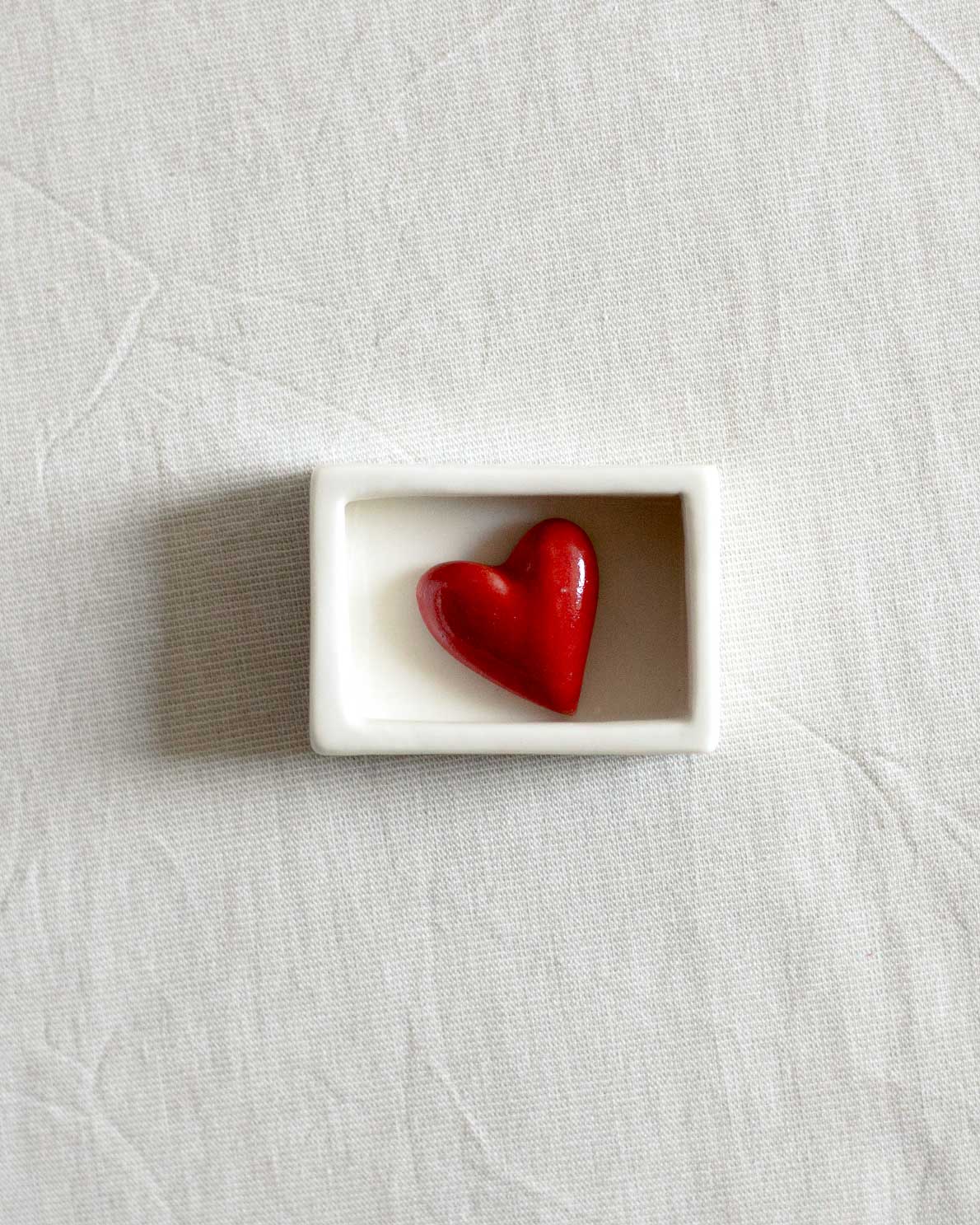 'Mini Big Heart’ Ceramic Matchbox