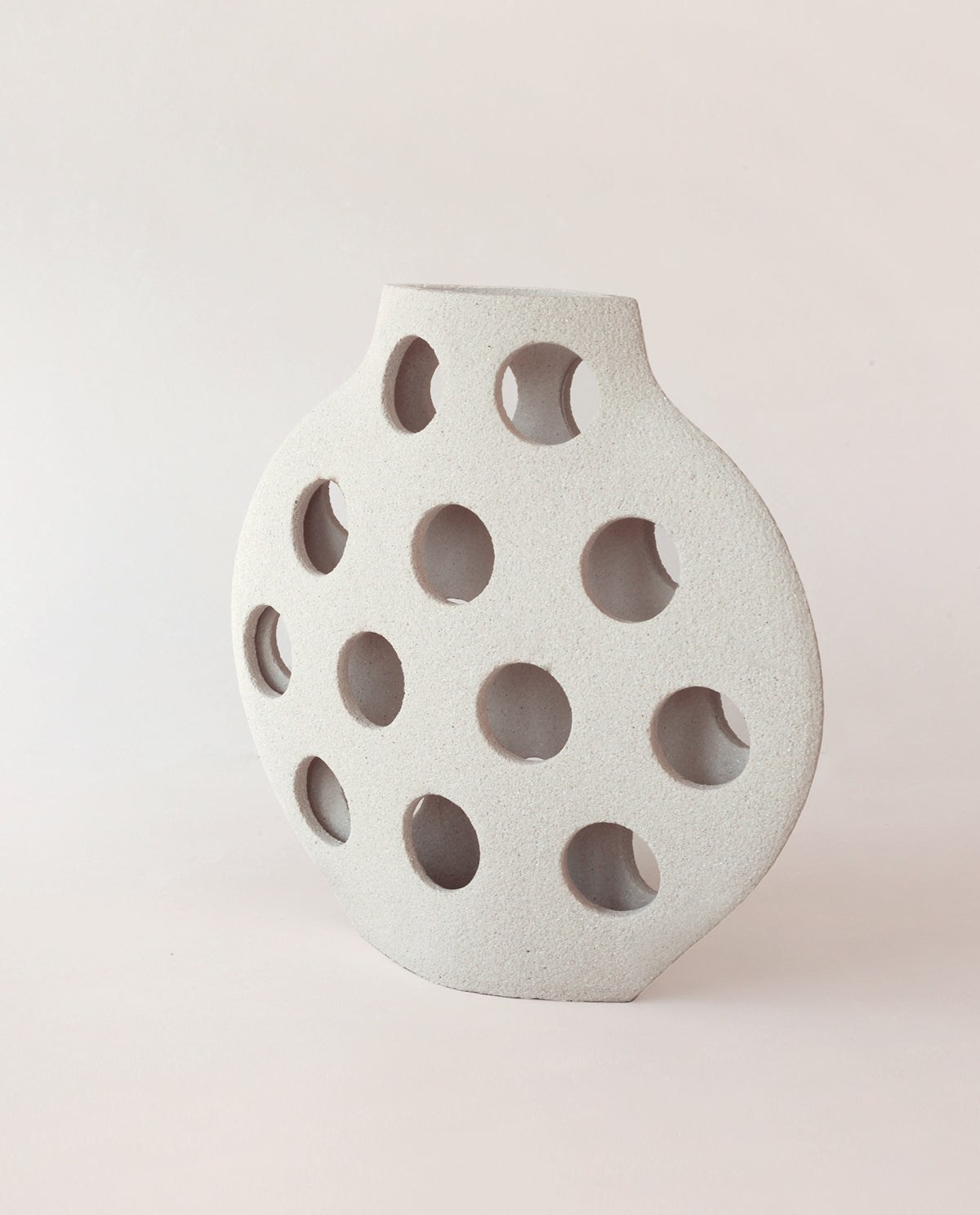 Vase En Céramique 'Holes'