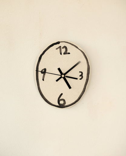 ‘Irregular Horloge’ Ceramic Clock