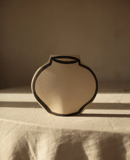 'Lune' Ceramic Vase