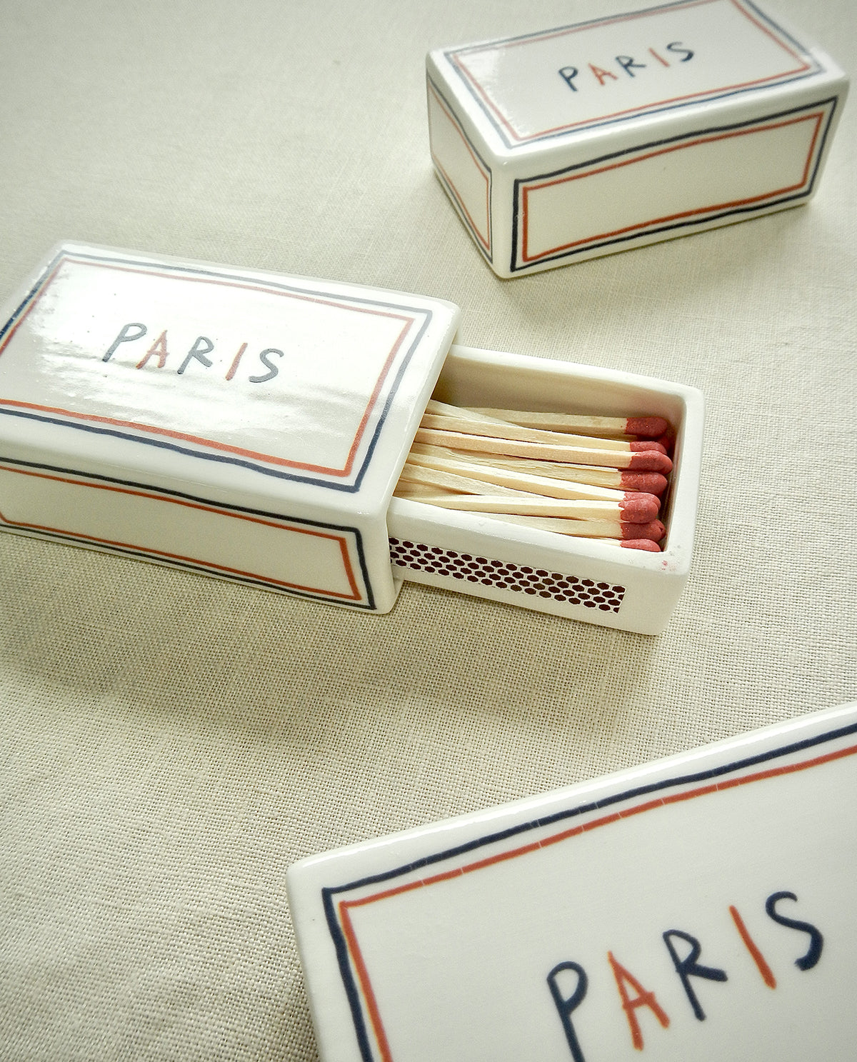 Ceramic matchbox with hand-drawn Paris illustration