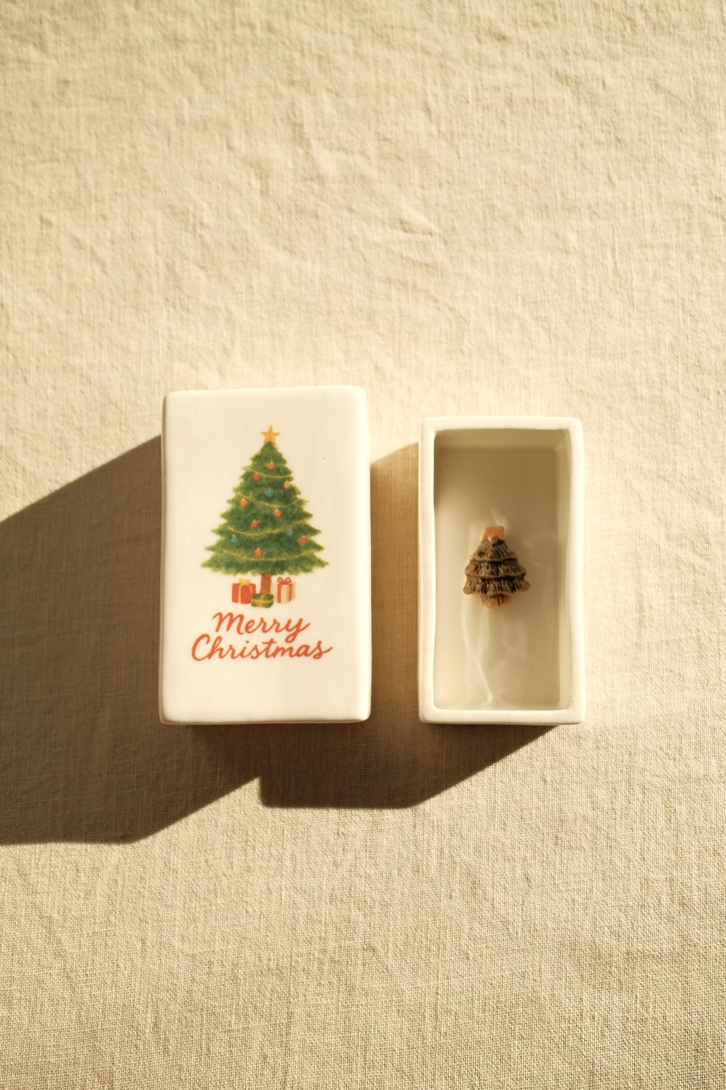 ‘Christmas Tree’ Ceramic Matchbox