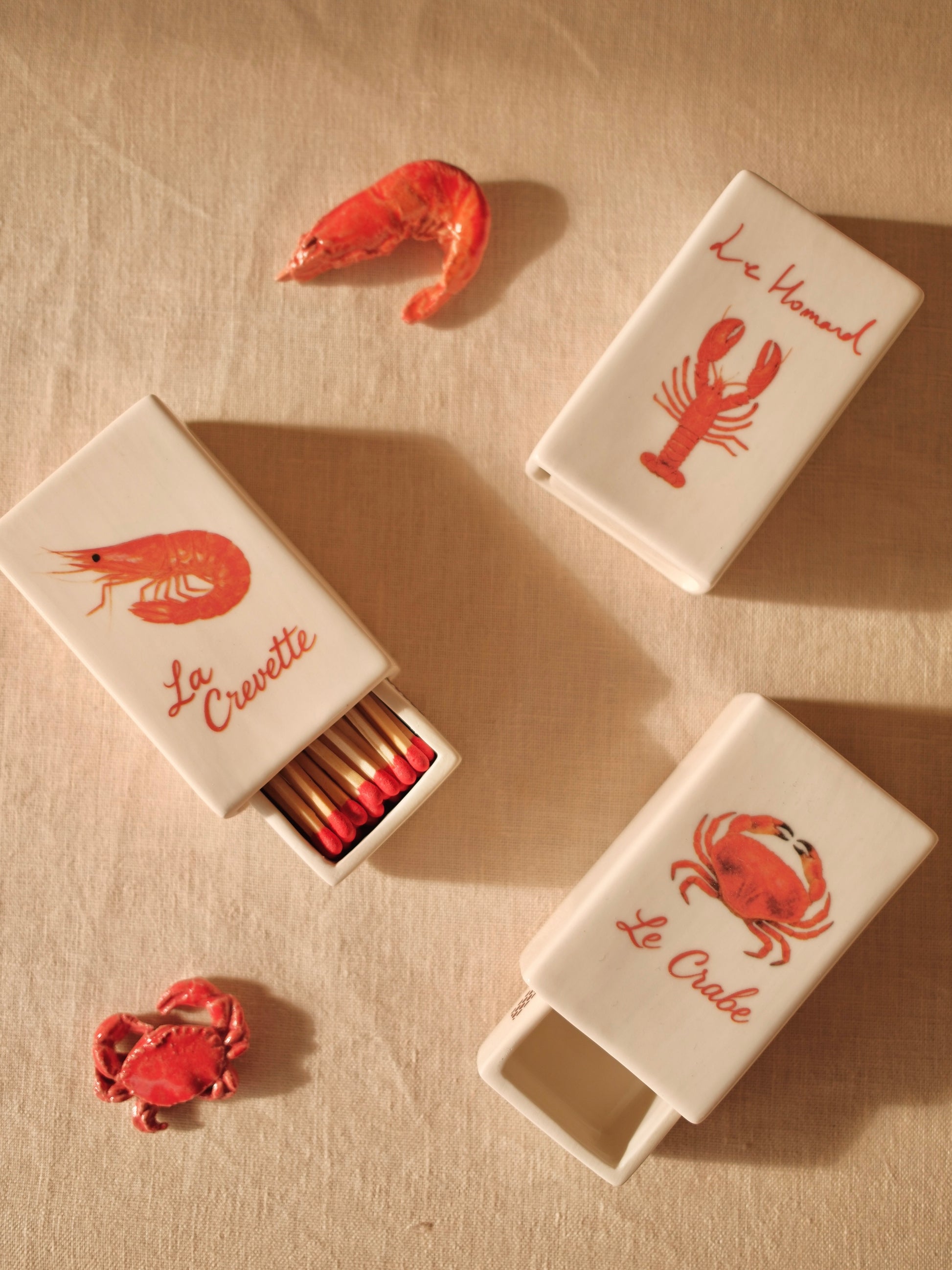 Ceramic matchbox with hand-drawn crab french illustration