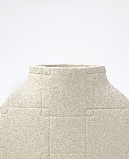 Handmade Korean vase by INI CERAMIQUE with traditional sculptural patterns and textured finish