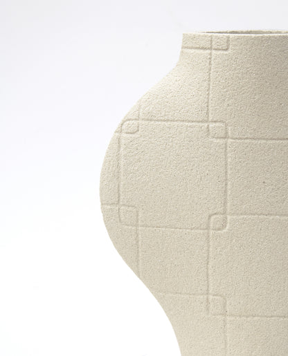 Handmade Korean vase by INI CERAMIQUE with traditional sculptural patterns and textured finish